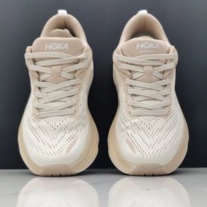 NIB New Hoka One One Women Running Bondi 8 Athletics Sneakers Size 9.5